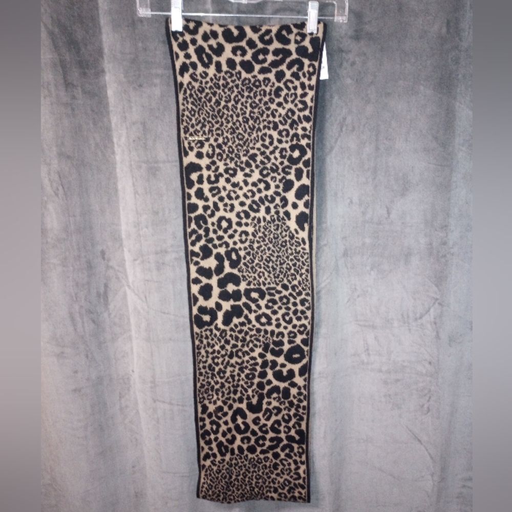 Michael Michael Kors Dark Caramel Leopard Print Infinity Scarf NWT